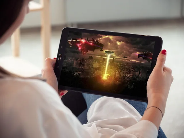 tablet, video streaming, movie, watch, streaming media, streaming service, series, video, media, screen, advertisement, movie theater, entertainment, leisure time, netflix, video streaming, video streaming, video streaming, streaming service, netflix, netflix, netflix, netflix, netflix. Medieomkostninger: hvad dækker takster og teknik?