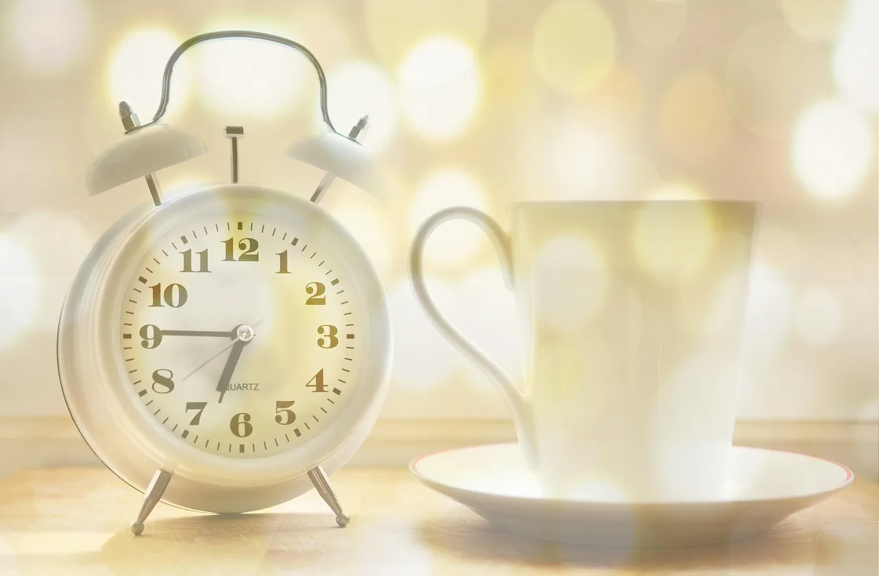 alarm clock, coffee pot, time, wake up, time display, ring the bell, have breakfast, good morning, alarm clock time, stand up, tomorrow, clock, memory, moment, punctuality, in time, coffee break, light effects, sparkle, tender, romantic, wake up, good morning, good morning, good morning, good morning, good morning, clock